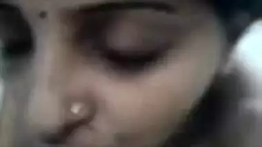 Indian aunty suck a dick