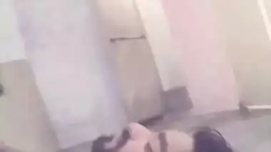 Young Pakistani couple boob sucking sex video
