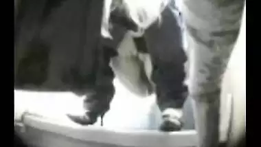 pissing