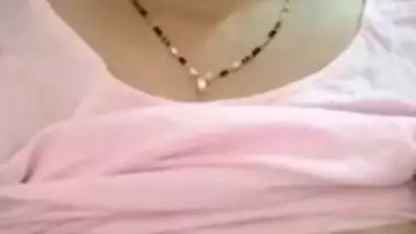 Desi diva flashes XXX titties to online client tipping her for striptease