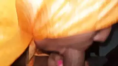 Amazing Deepthroat - Indian Nri Muslim Golden Hijab Girl And Cum Drinking