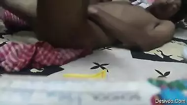 18 years desi gf sucking bf cock