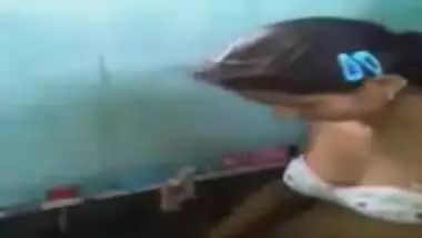 tamil girl making bath selfie for boyfriend
