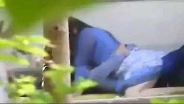 Desi dilettante college beauty enjoying passionate sex outdoors scandal