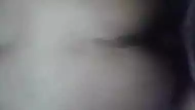 indian aunty inarihowing pussy and boobs