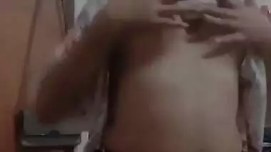 Fucking hot bitch showing her boobies